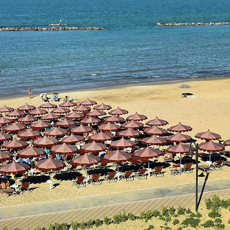 Апартаменты Locazione Turistica Casa Del Mar-6 Розето-дельи-Абруцци
