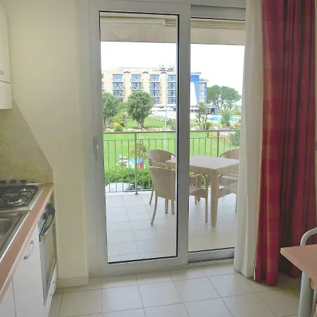 Апартаменты Locazione Turistica Casa Del Mar-6 Розето-дельи-Абруцци